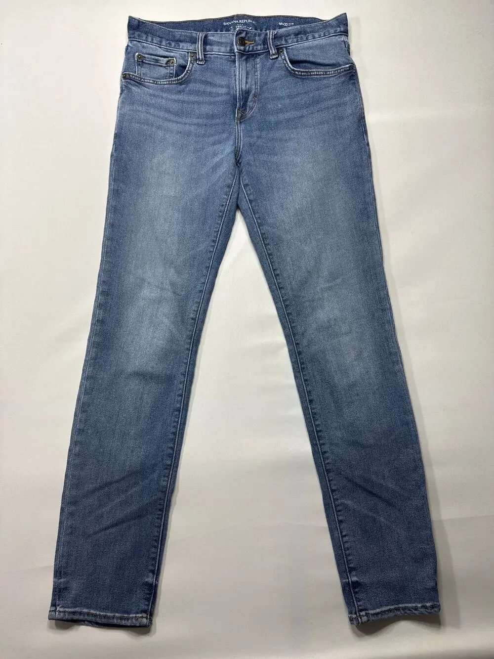 Banana Republic Men's Slim Fit Blue Stretch Travel Jeans - Size 30x32 (31x31)